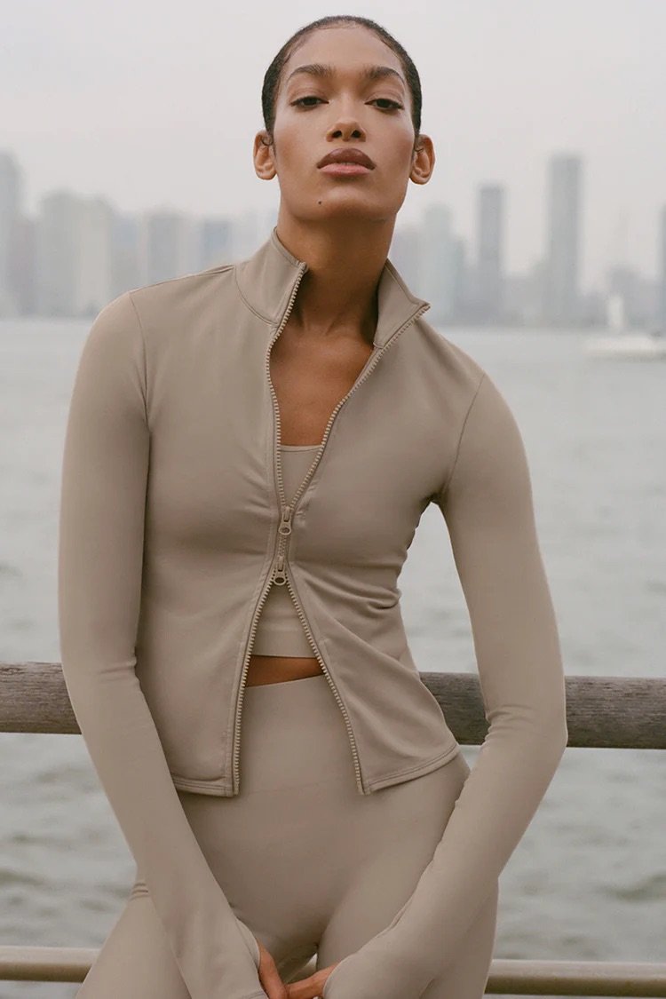 Alo Yoga Gravel Collection - March 2026 — EXTRA MAGIC MINUTES